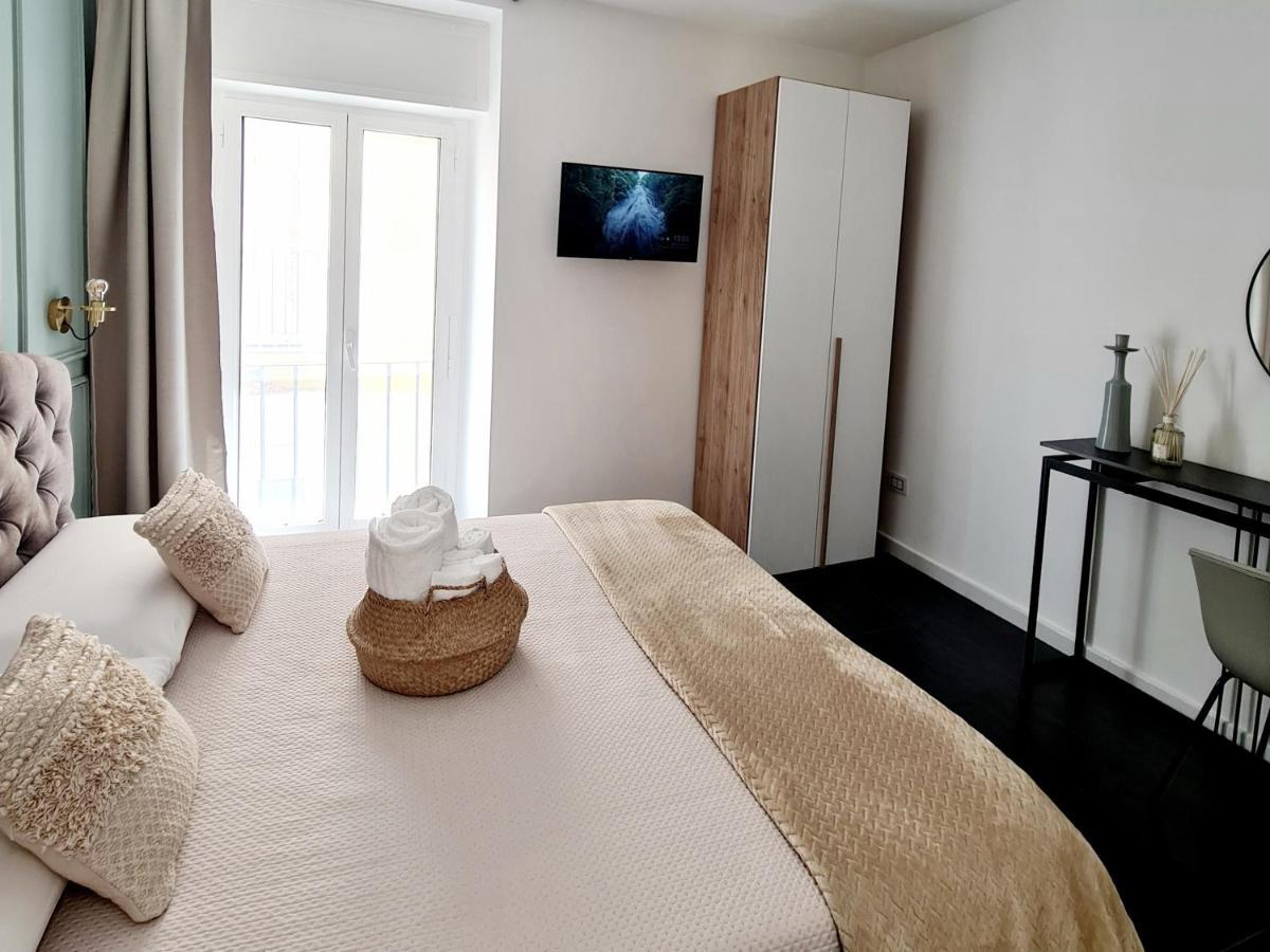 Lena Suite Bari Vecchia Εξωτερικό φωτογραφία